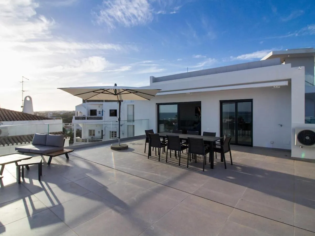 Panoramic N Apartment - Rooftop Pool & Sea View & Garage & Bbq Albufeira